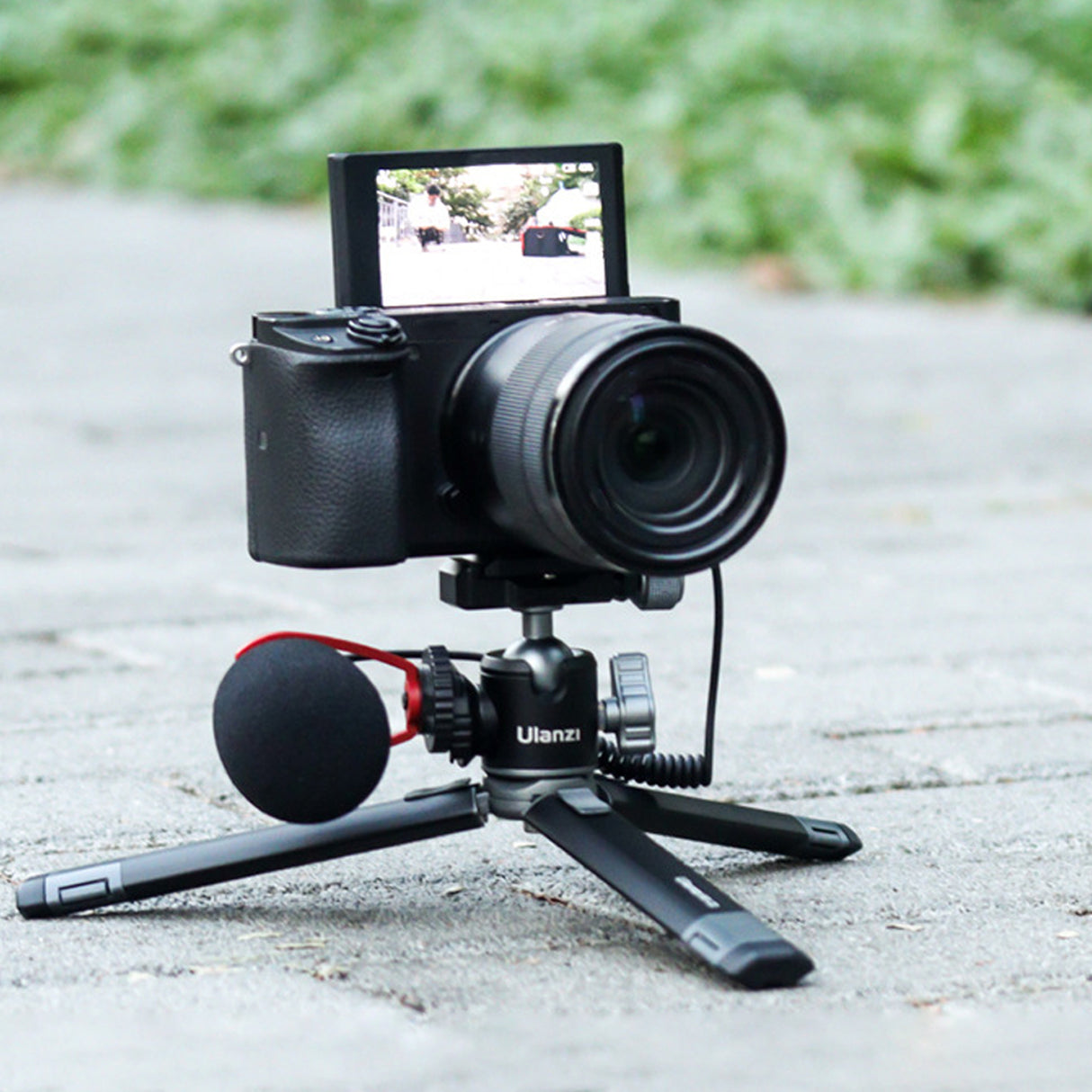 Ulanzi MT-24 Portable Table Tripod Extendable Camera Vlog Tripod