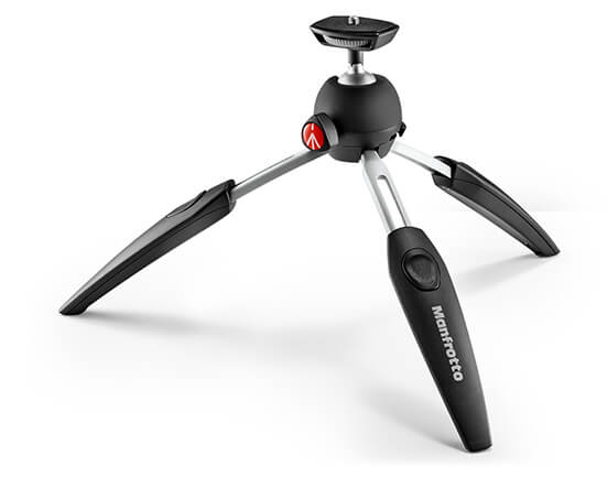 Manfrotto PIXI mini Desktop tripod perfect for larger lenses.