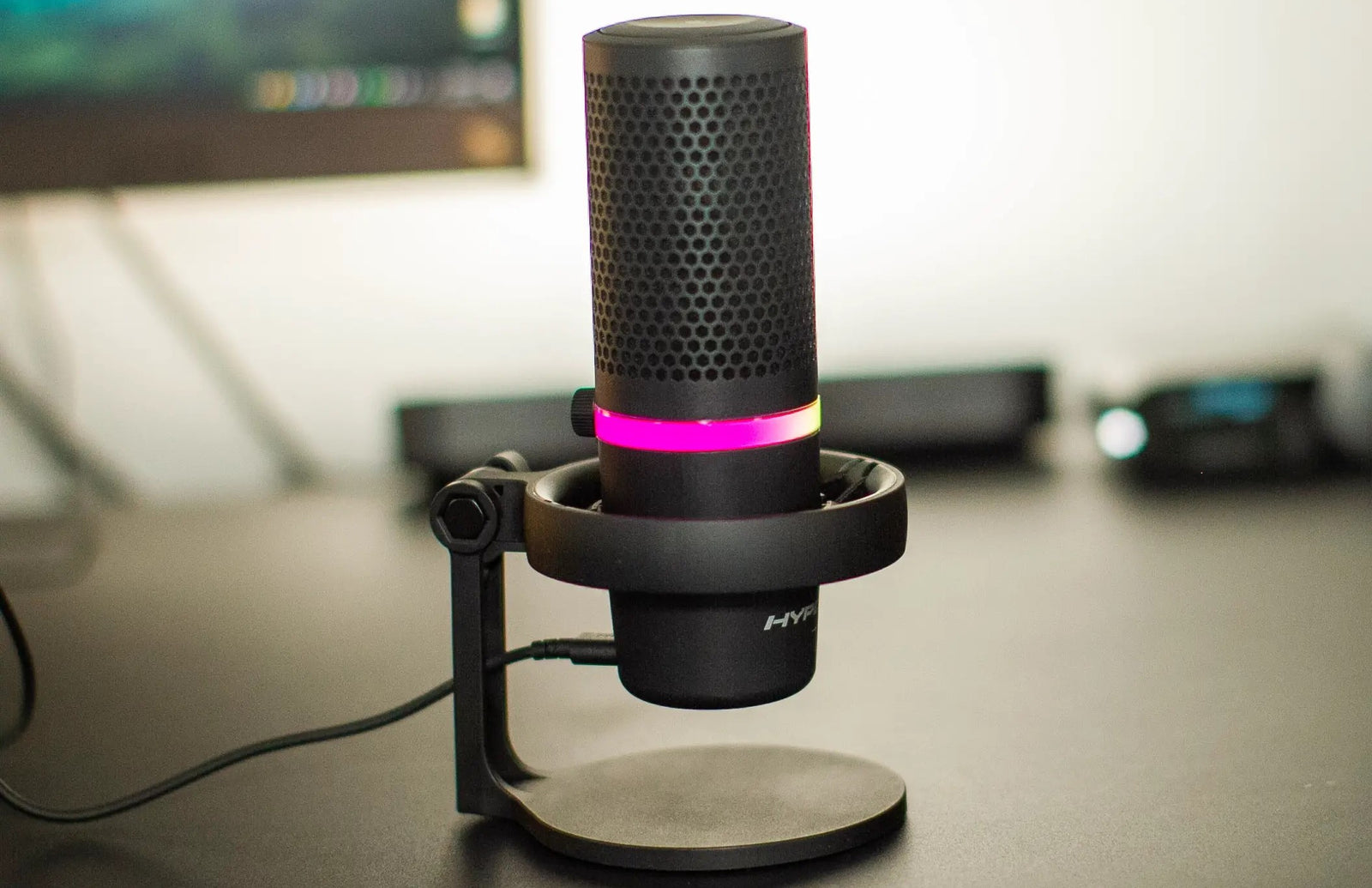 Brief Review Of DuoCast, A New Member Of HyperX Microphone