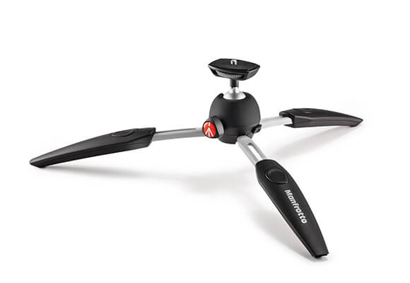 Manfrotto PIXI mini Desktop tripod perfect for larger lenses.
